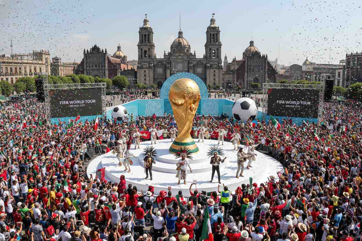 Trophy Tour de la Copa Mundial llega a Ciudad de México con espacio de 80 mil metros cuadrados
