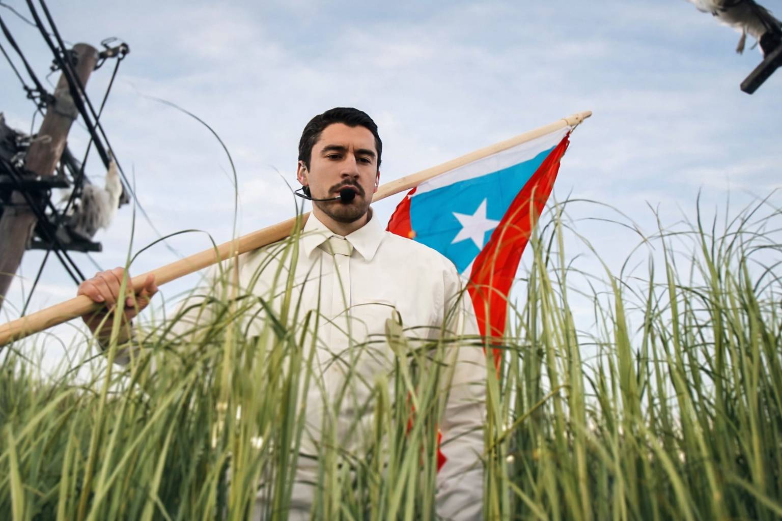 Bad Bunny rompe récords históricos en el Super Bowl con show 100% en español