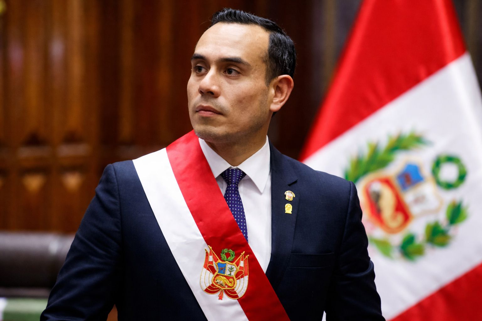 Perú destituye a José Jeri: el Congreso lo remueve por corrupción tras 4 meses en el poder