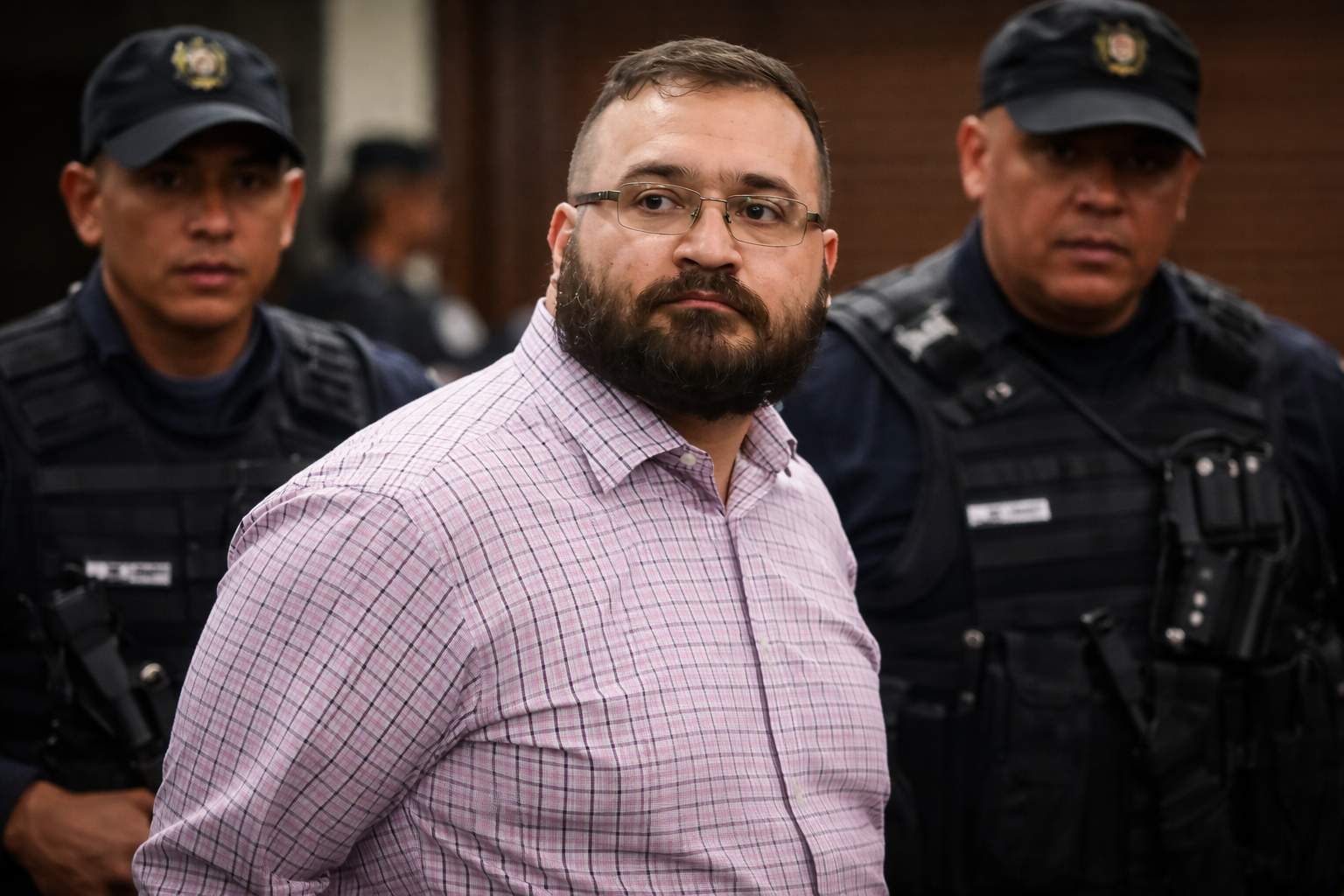 Vinculan a proceso a Javier Duarte por desvío de recursos para casas hogar en Veracruz