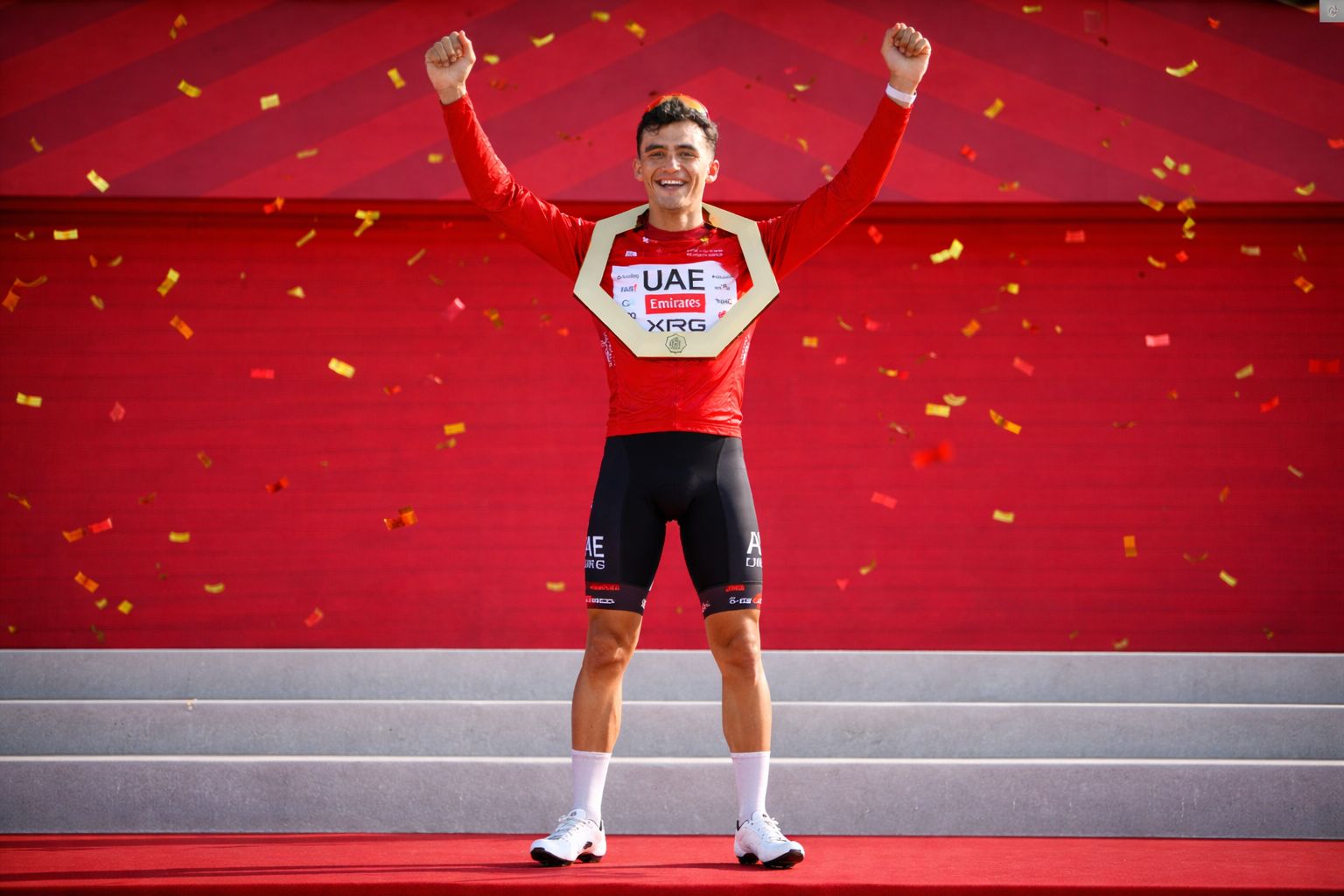 Isaac del Toro hace historia: mexicano gana el UAE Tour 2026 y conquista el World Tour