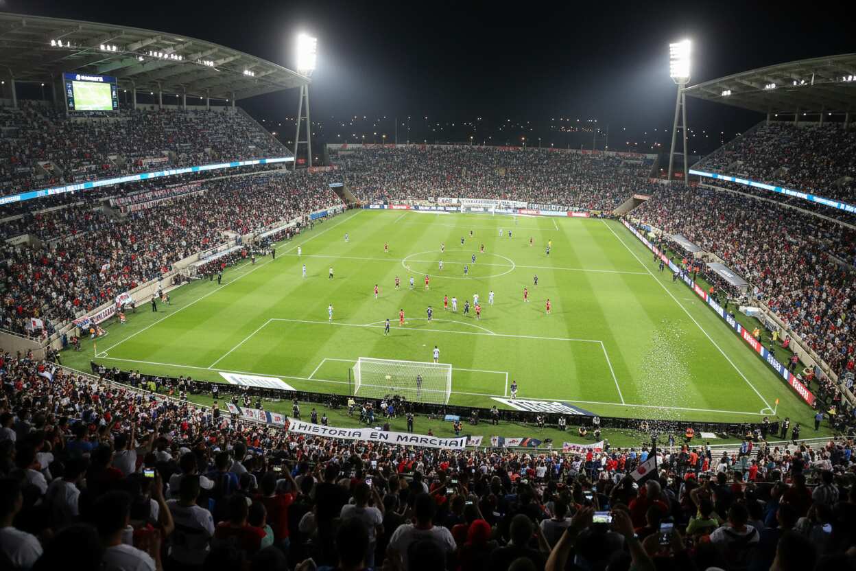Estacionamientos remotos y transporte gratuito para reinauguración del Estadio Banorte