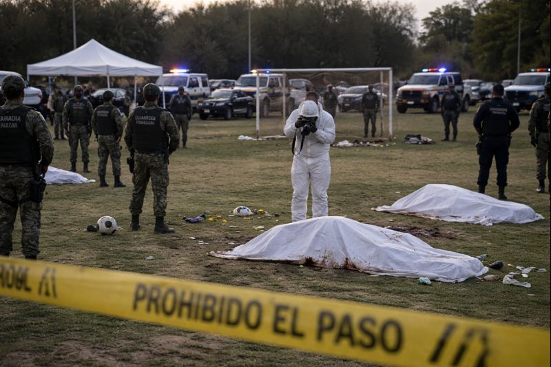 Masacre en Salamanca: ataque armado en campo de fútbol deja 11 muertos