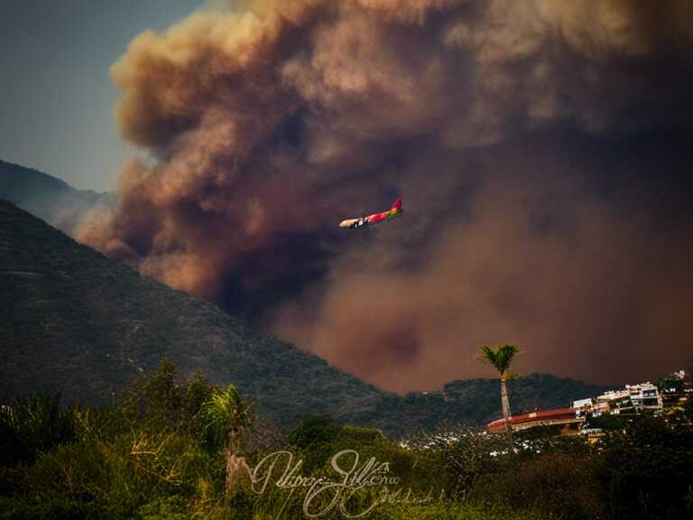 Incendio cerca del Aeropuerto de Acapulco controlado gracias a rápida intervención